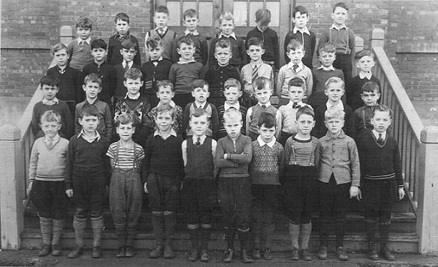 Group School Picture Oxford St, 1948